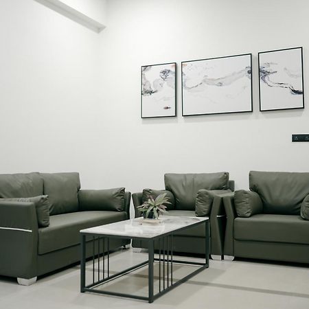 Aparthotel Atmosfera Bengaluru, India Zewnętrze zdjęcie